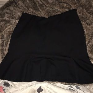Banana Republic ruffle mini skirt